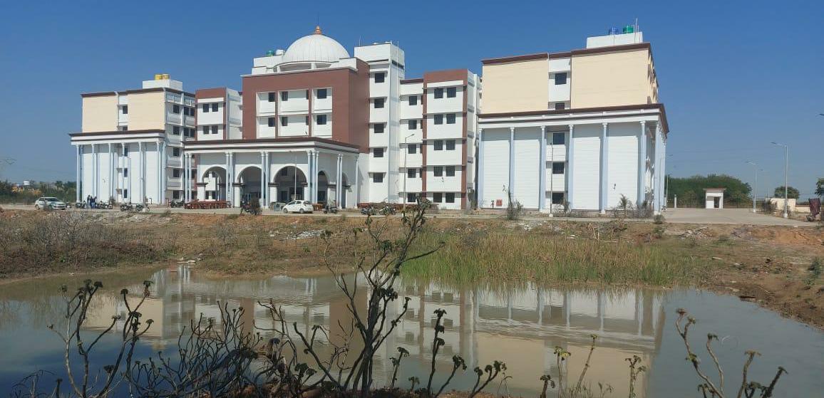 अटल विश्वविद्यालय का तृतीय दीक्षांत समारोह 21 अप्रैल को, उप-राष्ट्रपति आयेंगे, मेधावी विद्यार्थियों को 203 स्वर्ण पदक, 7 को विद्या-वाचस्पति की मानद उपाधि…
