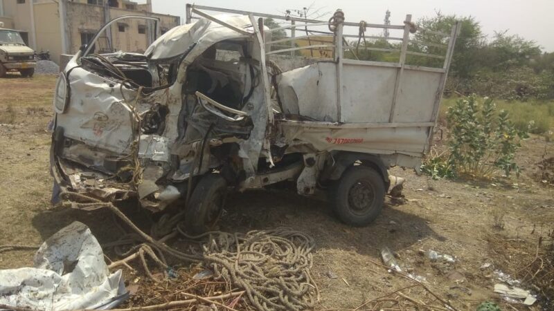 तखतपुर में सड़क हादसा ; पूर्व सांसद के भतीजे सहित 4 की मौत…