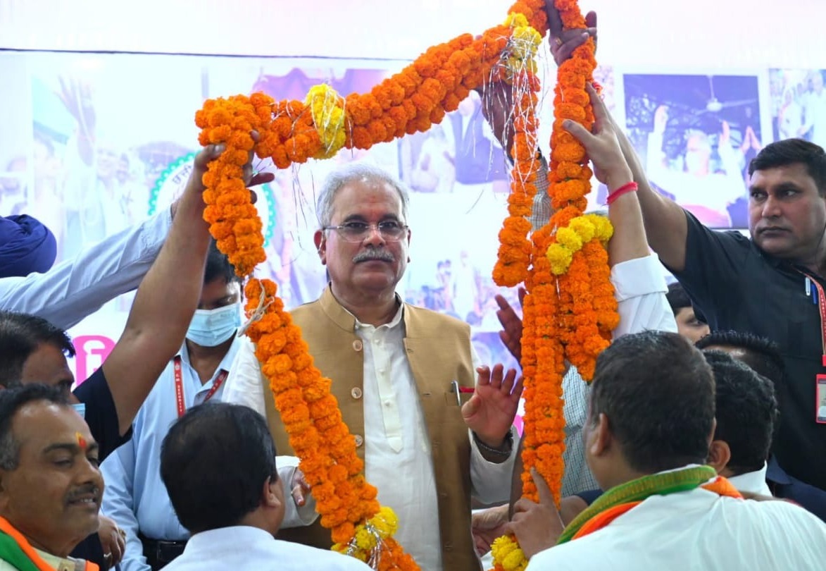 राष्ट्रपति, उपराष्ट्रपति, प्रधानमंत्री, केन्द्रीय गृहमंत्री, लोकसभा अध्यक्ष और राज्यपाल सहित अनेक जनप्रतिनिधियों ने मुख्यमंत्री भूपेश बघेल को दी जन्मदिन की बधाई…
