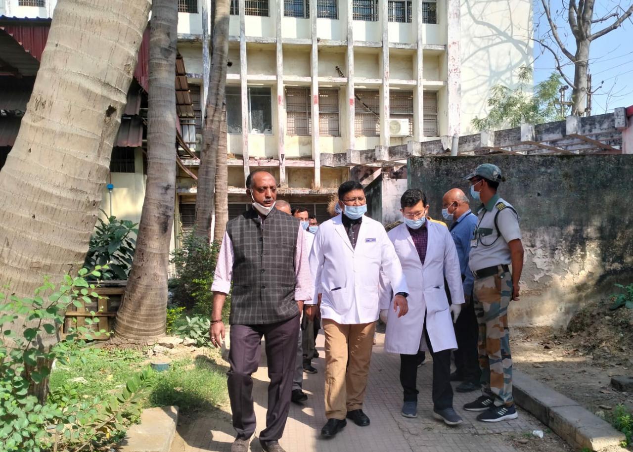 सिम्स में कोरोना पर मॉक ड्रिल, स्वास्थ्य मंत्री की वर्चुअल उपस्थिति…