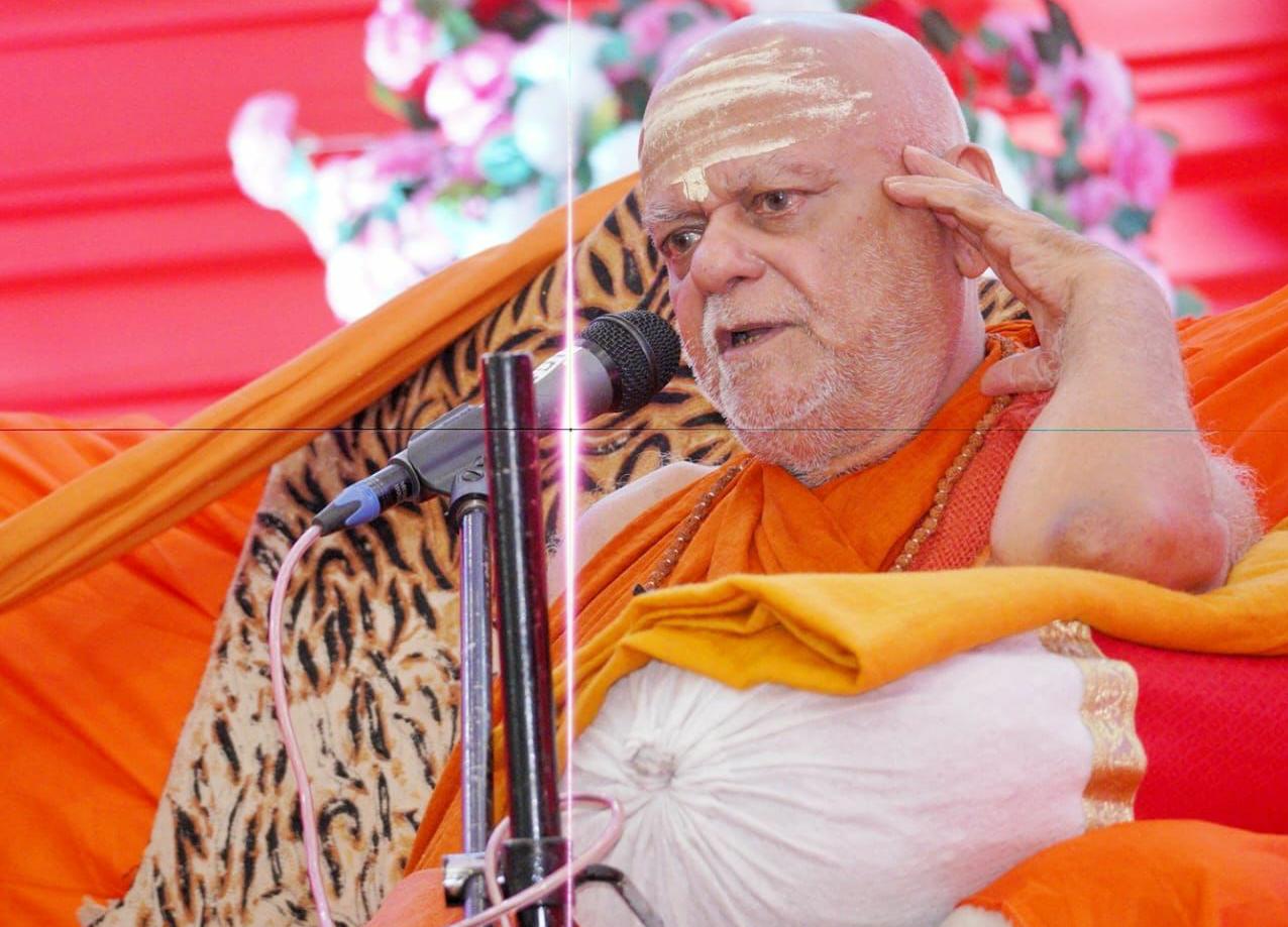 जगतगुरु शंकराचार्य स्वामी निश्चलानंद सरस्वती महाराज ने कहा- उच्च कुल में जन्म लेने से नहीं, संस्कारों से उच्च बनता है व्यक्ति…