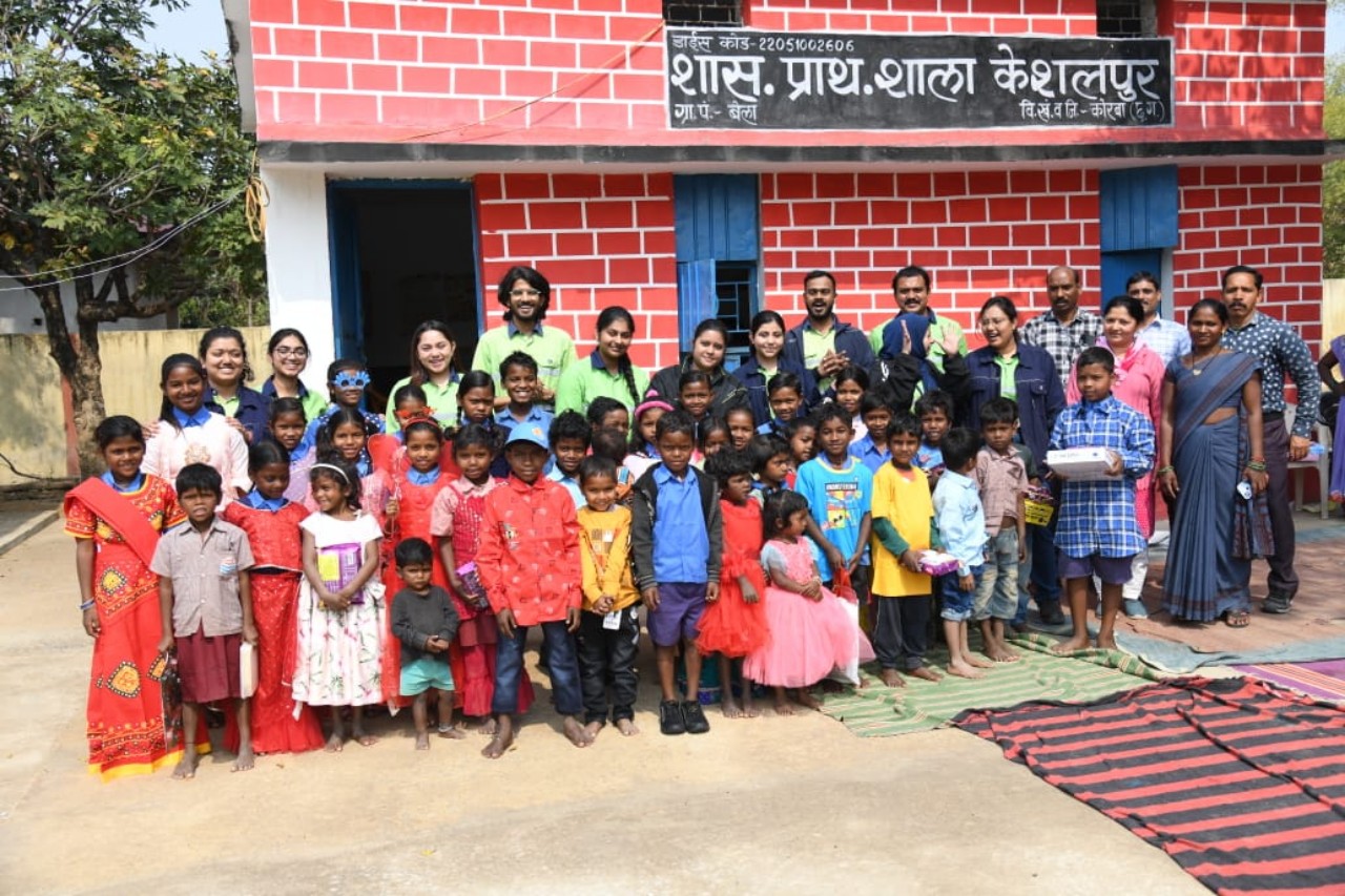 “वेदांता” एल्युमिनियम का बड़ा सामाजिक कदम ; 4,000 घंटे का संकल्प, लाखों चेहरे पर मुस्कान…