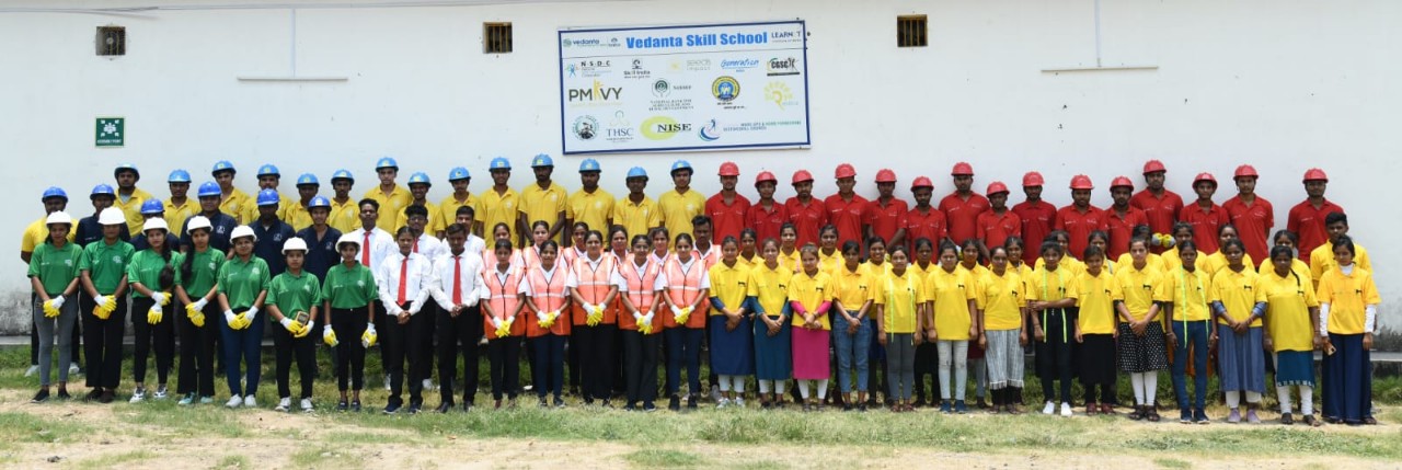 वेदांता स्किल स्कूल बदल रहा है महिलाओं के साथ देश का भविष्य…