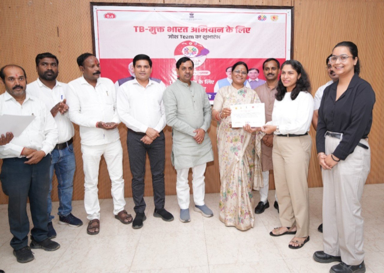 “बालको” ने चलाया जन स्वास्थ्य अभियान, टीबी मुक्त चुहिया पंचायत को मिला सम्मान…